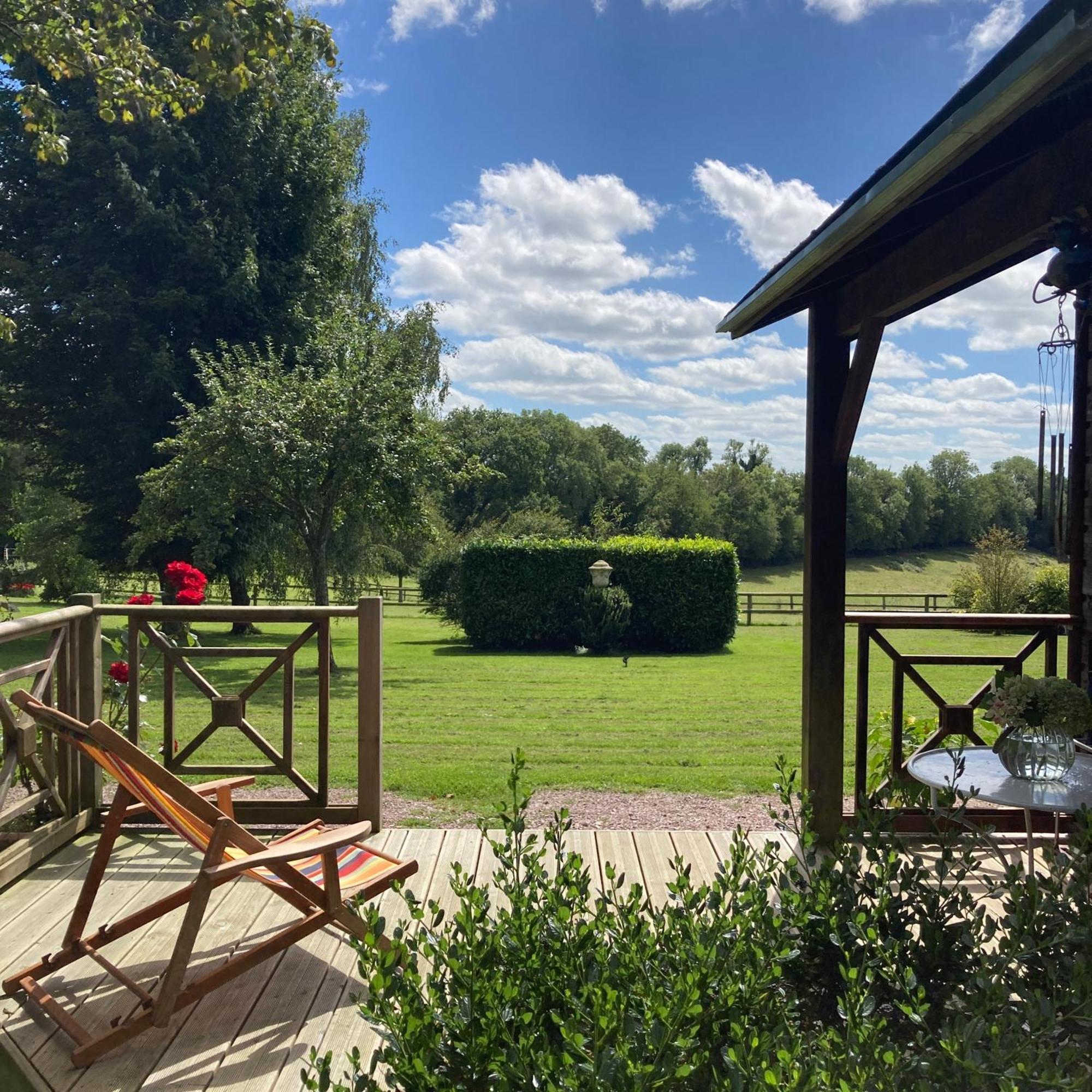 Chalet Colvert Beaufour-Druval Exterior photo