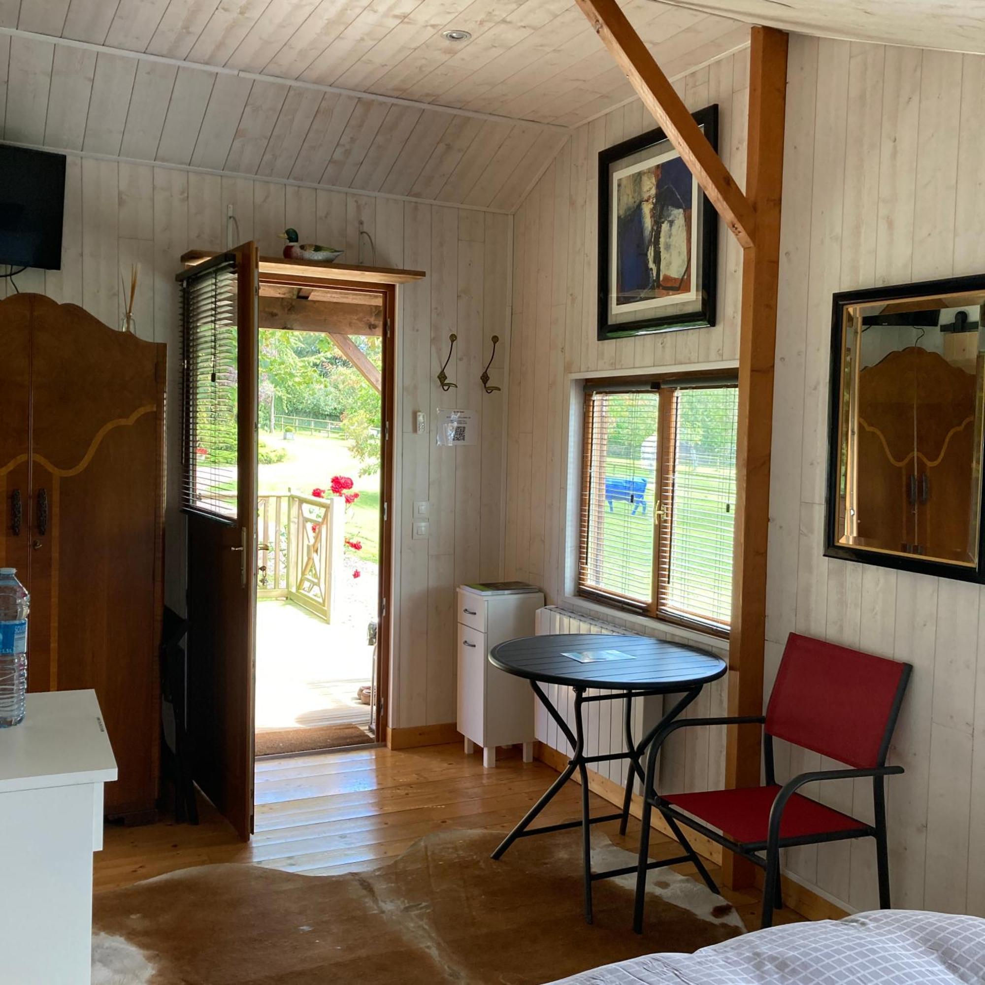 Chalet Colvert Beaufour-Druval Exterior photo